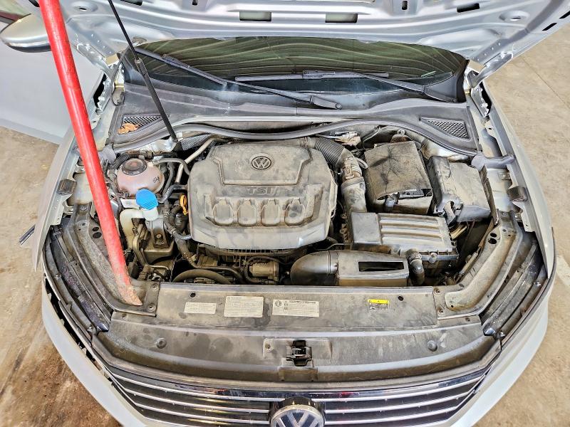 62102716 :رقم المزاد ، 1VWAA7A36JC013223 vin ، 2018 Volkswagen Passat مزاد بيع