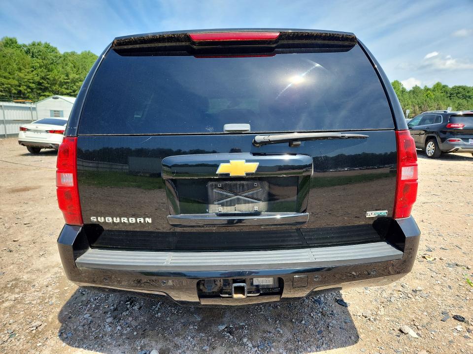 59961006 :رقم المزاد ، 1GNSKJE79CR136665 vin ، 2012 Chevrolet Suburban مزاد بيع