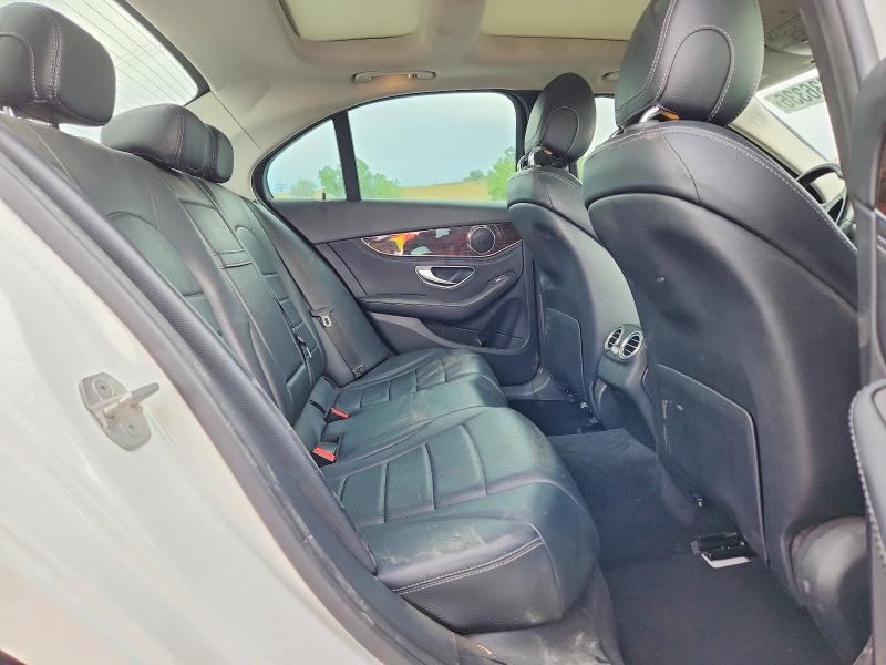 61636336 :رقم المزاد ، 55SWF4KB0GU114508 vin ، 2016 Mercedes-benz C مزاد بيع