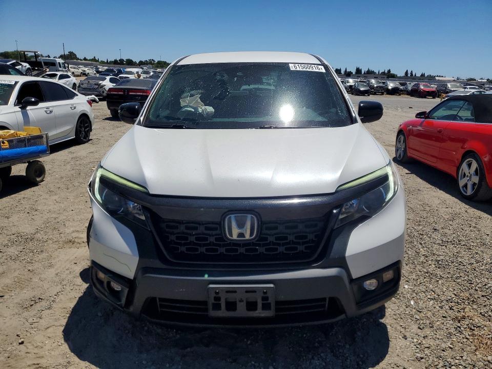 61560916 :رقم المزاد ، 5FNYF8H28MB016198 vin ، 2021 Honda Passport مزاد بيع