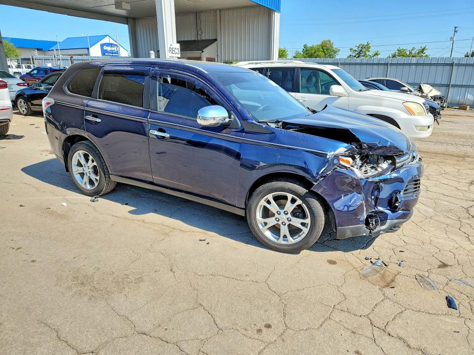 Продажа на аукционе авто 2014 Mitsubishi Outlander, vin: JA4AZ3A32EZ009106, номер лота: 60302526
