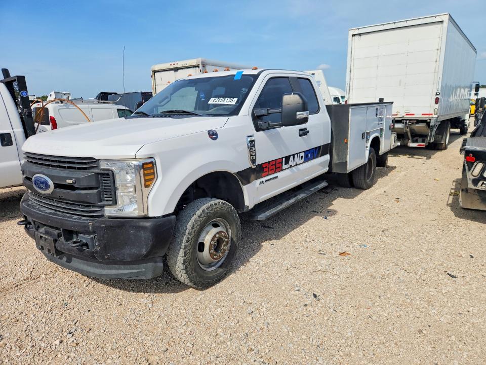 2019 Ford F350 მანქანა იყიდება აუქციონზე, vin: 1FD8X3HT6KEG56140, აუქციონის ნომერი: 62698136