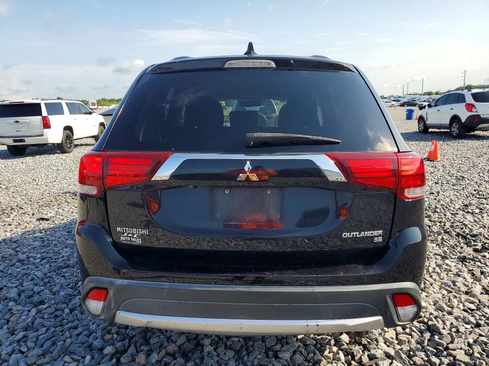 62875796 :رقم المزاد ، JA4AZ3A37HZ045930 vin ، 2017 Mitsubishi Outlander مزاد بيع