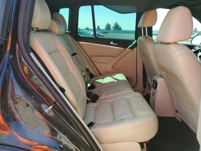 62910216 :رقم المزاد ، WVGAV7AX5FW550077 vin ، 2015 Volkswagen Tiguan مزاد بيع