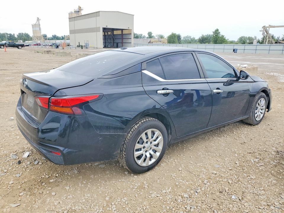 63389726 :رقم المزاد ، 1N4BL4BV2LC132797 vin ، 2020 Nissan Altima مزاد بيع