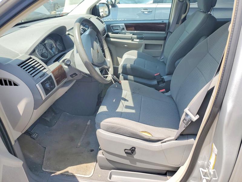 62320306 :رقم المزاد ، 2A4RR5D13AR338801 vin ، 2010 Chrysler Town & Country مزاد بيع