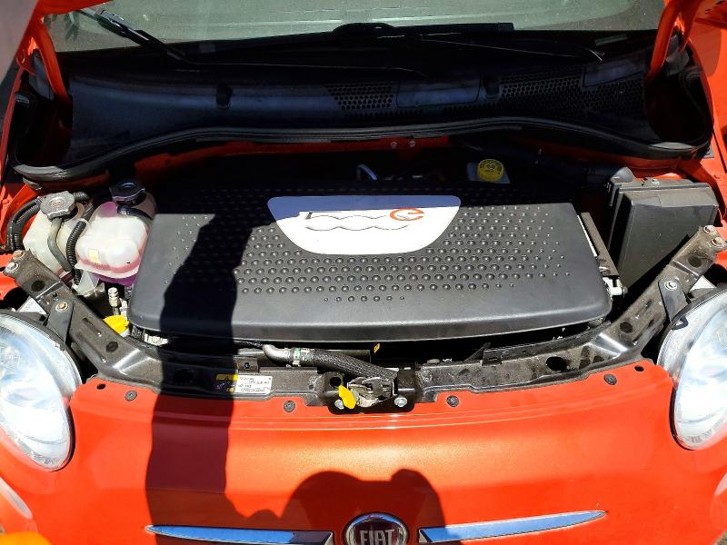 Продажа на аукционе авто 2015 Fiat 500, vin: 3C3CFFGEXFT652916, номер лота: 61634096
