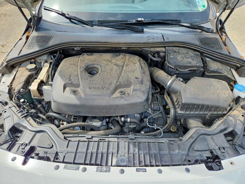 61027766 :رقم المزاد ، LYV402HK9HB132692 vin ، 2017 Volvo S60 مزاد بيع