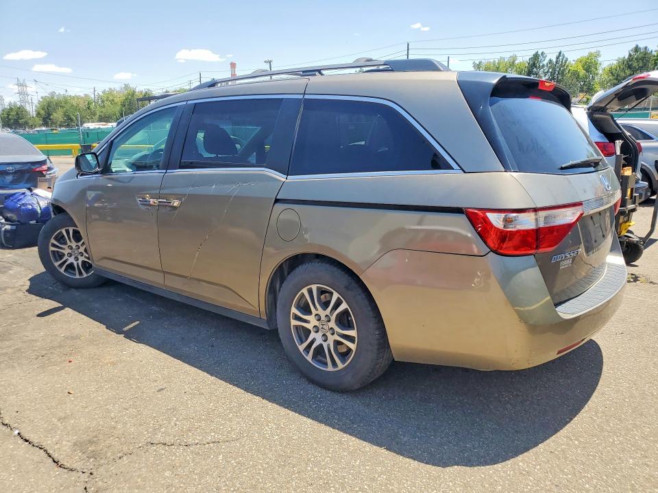 61047026 :رقم المزاد ، 5FNRL5H49BB032677 vin ، 2011 Honda Odyssey مزاد بيع