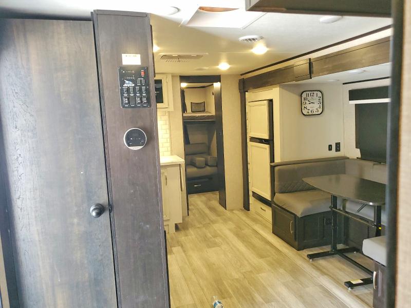 Продажа на аукционе авто 2023 Jayco Jay Feather, vin: 1UJBB0BT7P1JJ0137, номер лота: 62230696