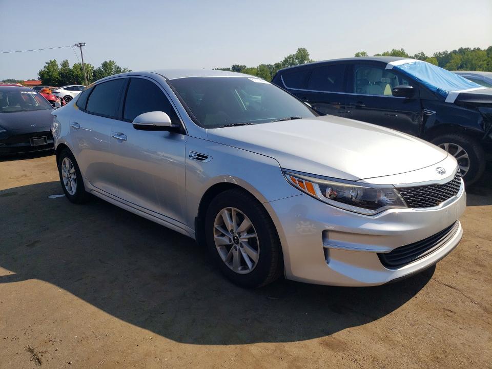 Продаж на аукціоні авто 2018 Kia Optima, vin: 5XXGT4L31JG222873, номер лоту: 61779846