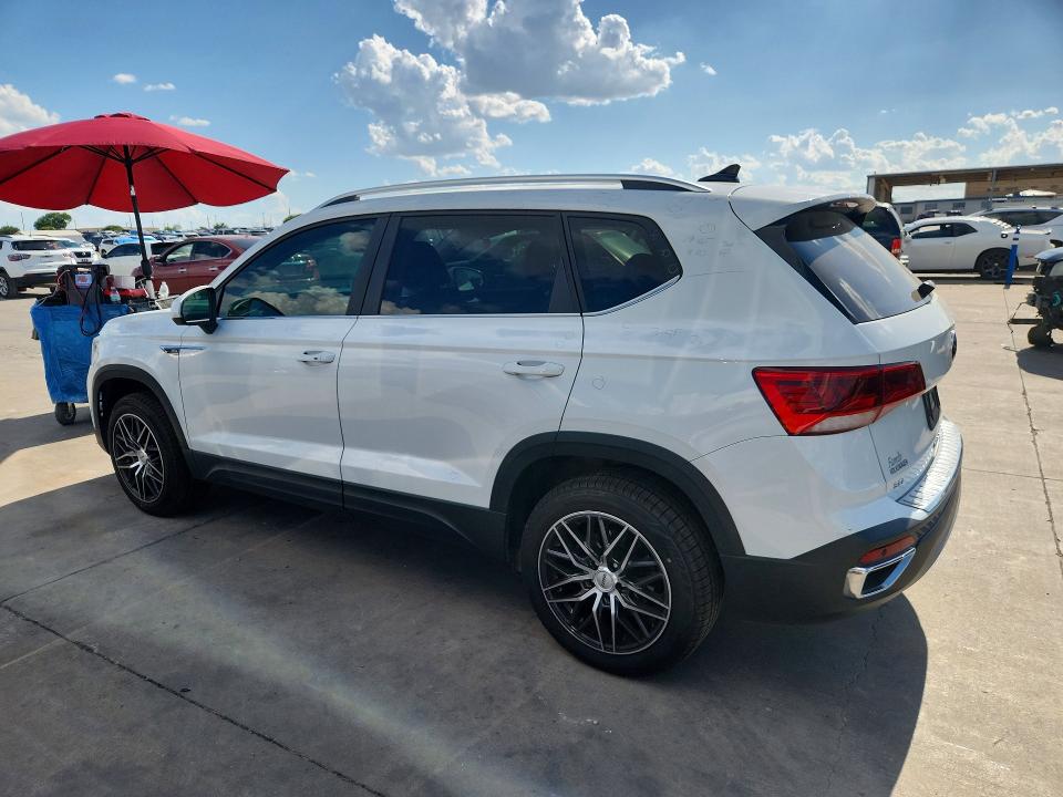 2022 Volkswagen Taos მანქანა იყიდება აუქციონზე, vin: 3VV2X7B24NM045900, აუქციონის ნომერი: 60010226