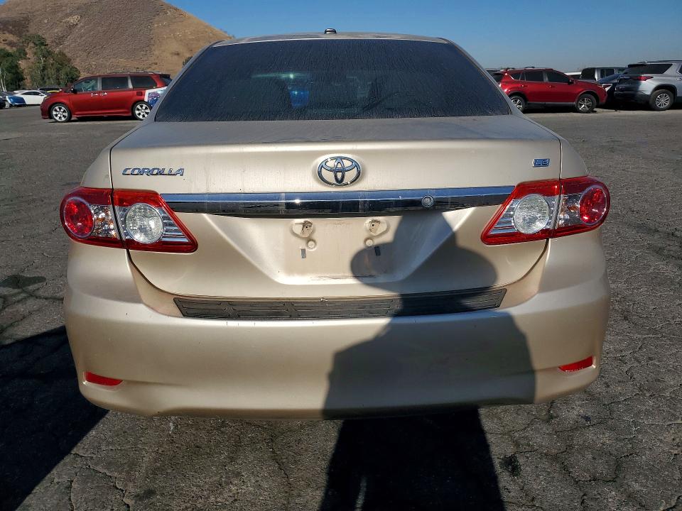 60512716 :رقم المزاد ، 5YFBU4EE2CP030278 vin ، 2012 Toyota Corolla مزاد بيع