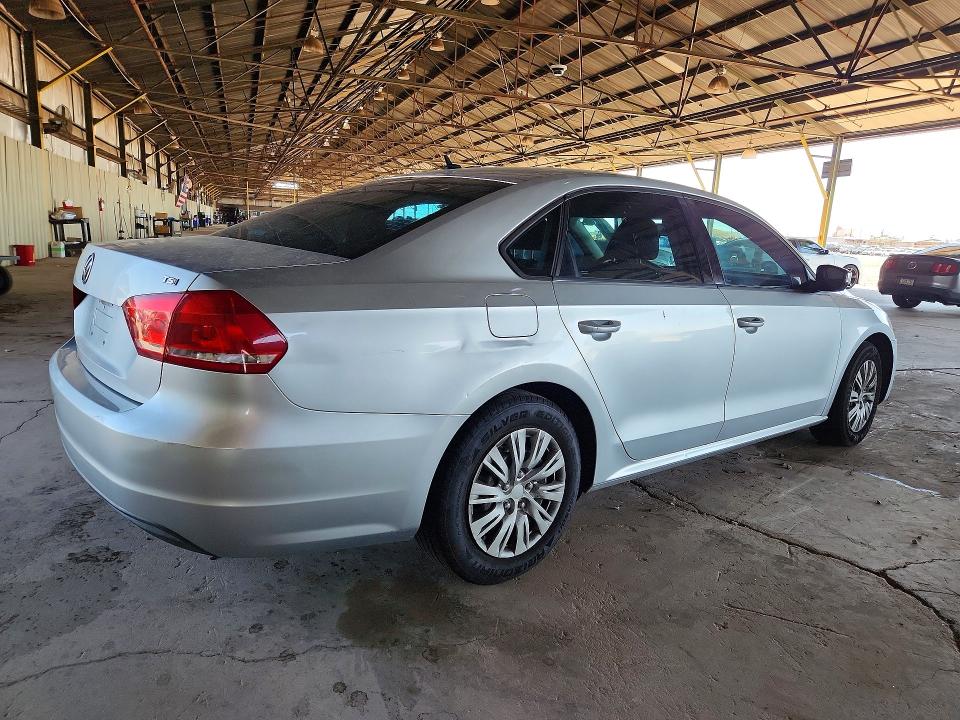 2015 Volkswagen Passat მანქანა იყიდება აუქციონზე, vin: 1VWAT7A30FC061544, აუქციონის ნომერი: 58396056
