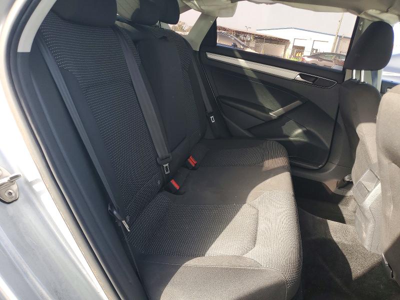 Продажа на аукционе авто 2018 Volkswagen Passat, vin: 1VWAA7A31JC025652, номер лота: 60224656