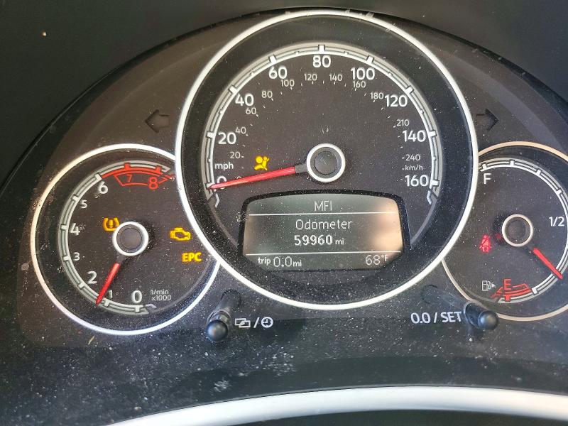 Продаж на аукціоні авто 2018 Volkswagen Beetle, vin: 3VW5DAAT5JM516777, номер лоту: 62770046