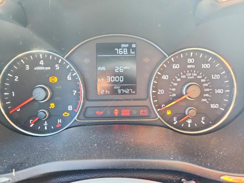 85983225 :رقم المزاد ، 3KPFK4A77HE125622 vin ، 2017 Kia Forte مزاد بيع
