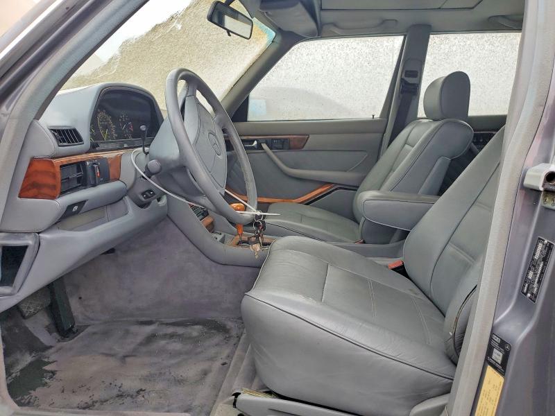 58032006 :رقم المزاد ، WDBCA39D7JA398223 vin ، 1988 Mercedes-benz 560 مزاد بيع