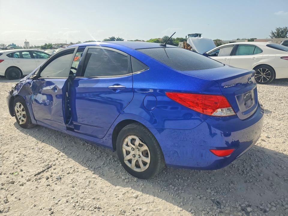 60872796 :رقم المزاد ، KMHCT4AE3DU529183 vin ، 2013 Hyundai Accent مزاد بيع