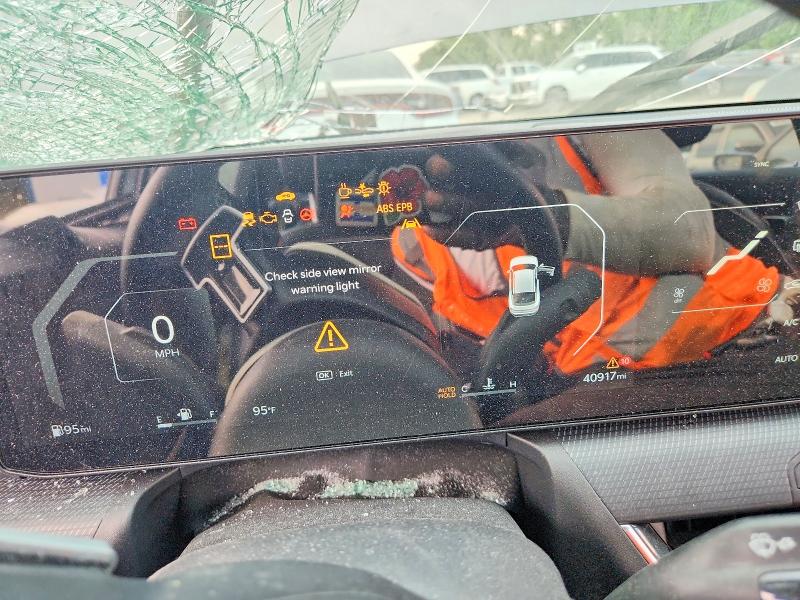 2025 Kia K4 მანქანა იყიდება აუქციონზე, vin: 3KPFW4DE7SE038874, აუქციონის ნომერი: 59267896