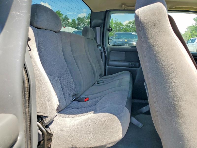 2005 Chevrolet Silverado მანქანა იყიდება აუქციონზე, vin: 1GCHK29U35E149866, აუქციონის ნომერი: 59993046