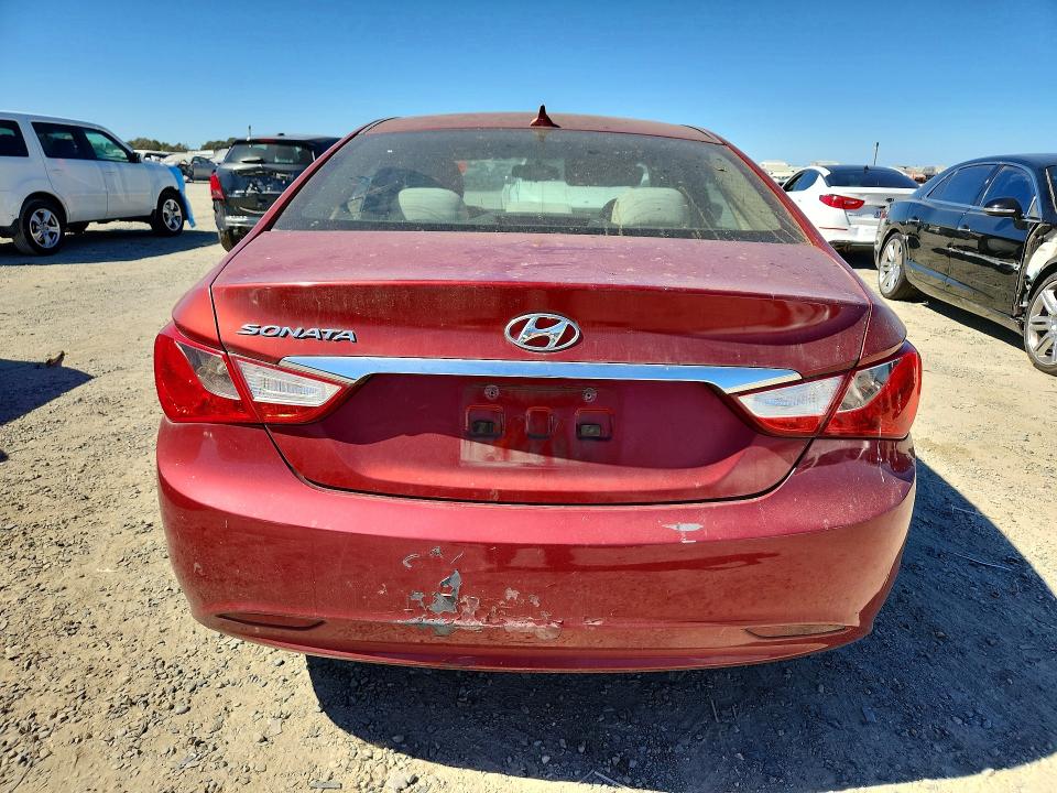 62319106 :رقم المزاد ، 5NPEB4AC1DH646429 vin ، 2013 Hyundai Sonata مزاد بيع