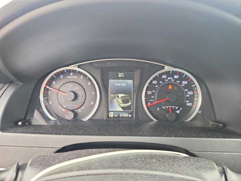 61886476 :رقم المزاد ، 4T1BF1FK2HU624050 vin ، 2017 Toyota Camry مزاد بيع