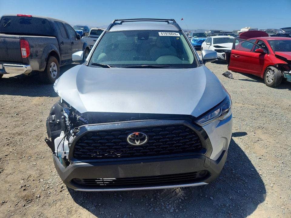 Продажа на аукционе авто 2022 Toyota Corolla Cross, vin: 7MUCAABGXNV005176, номер лота: 61978826