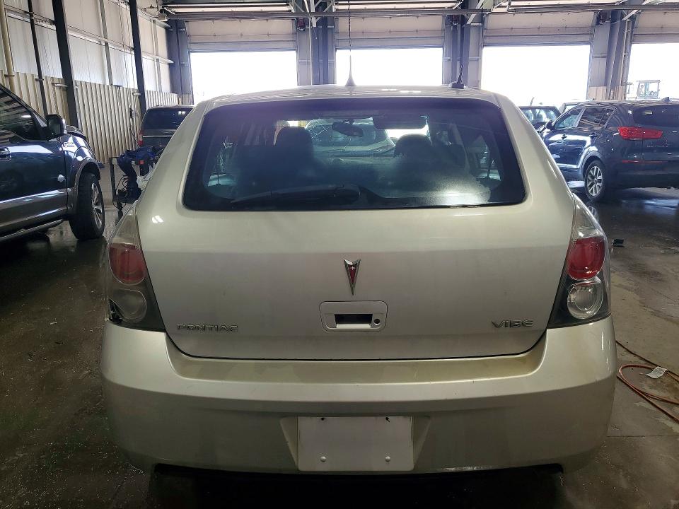 62813366 :رقم المزاد ، 5Y2SP6E85AZ419562 vin ، 2010 Pontiac Vibe مزاد بيع