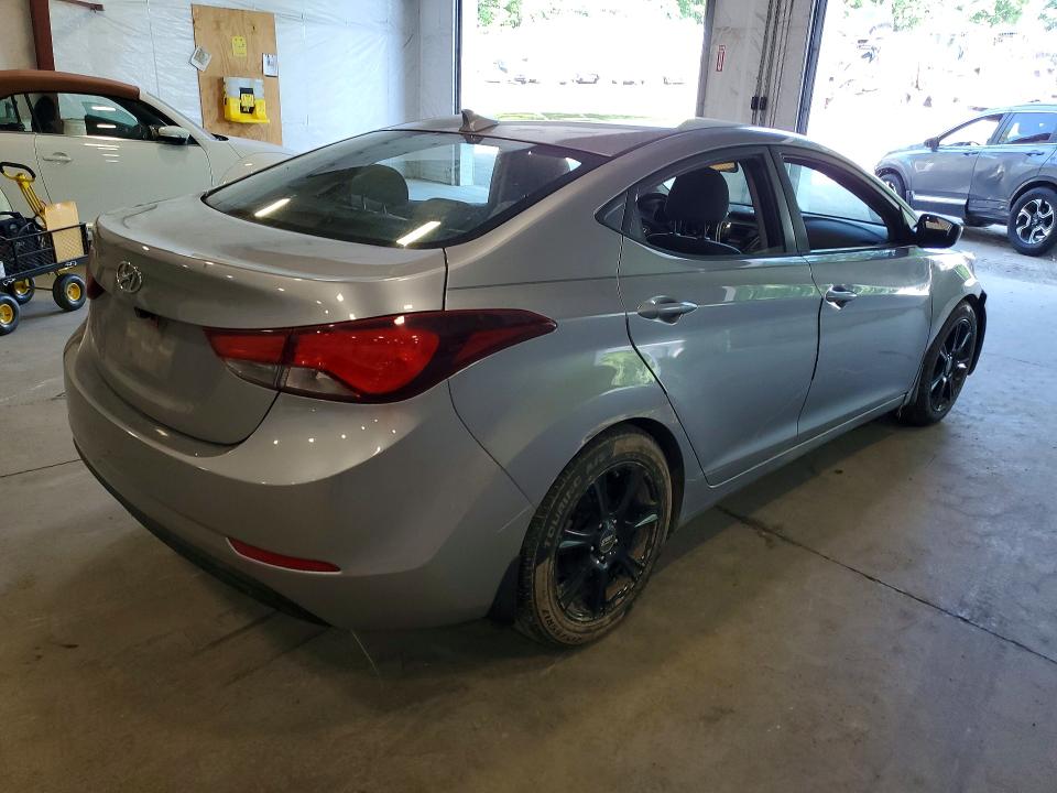 60382226 :رقم المزاد ، 5NPDH4AE0FH647117 vin ، 2015 Hyundai Elantra مزاد بيع
