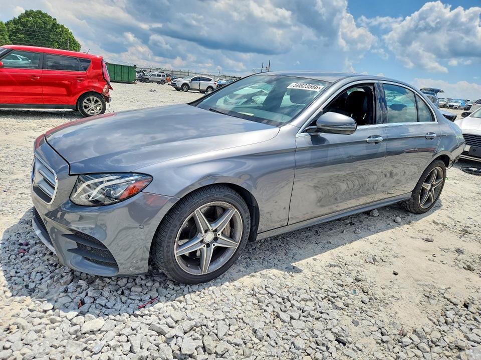 59823566 :رقم المزاد ، WDDZF4KB2HA029961 vin ، 2017 Mercedes-benz E مزاد بيع