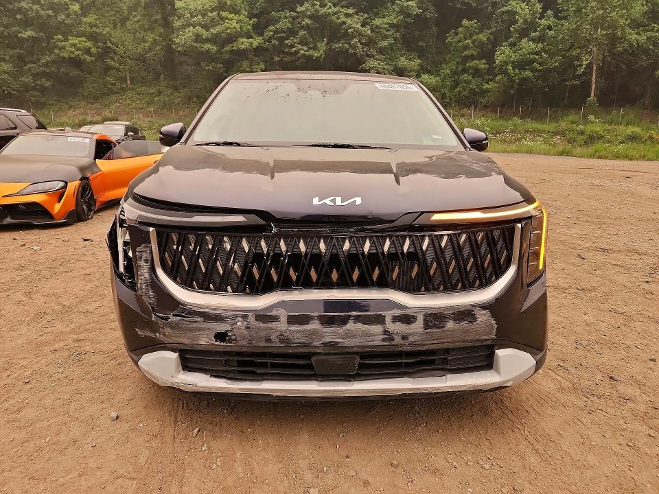 Продаж на аукціоні авто 2026 Kia Carnival, vin: KNDNB5KA6T6130837, номер лоту: 60487056