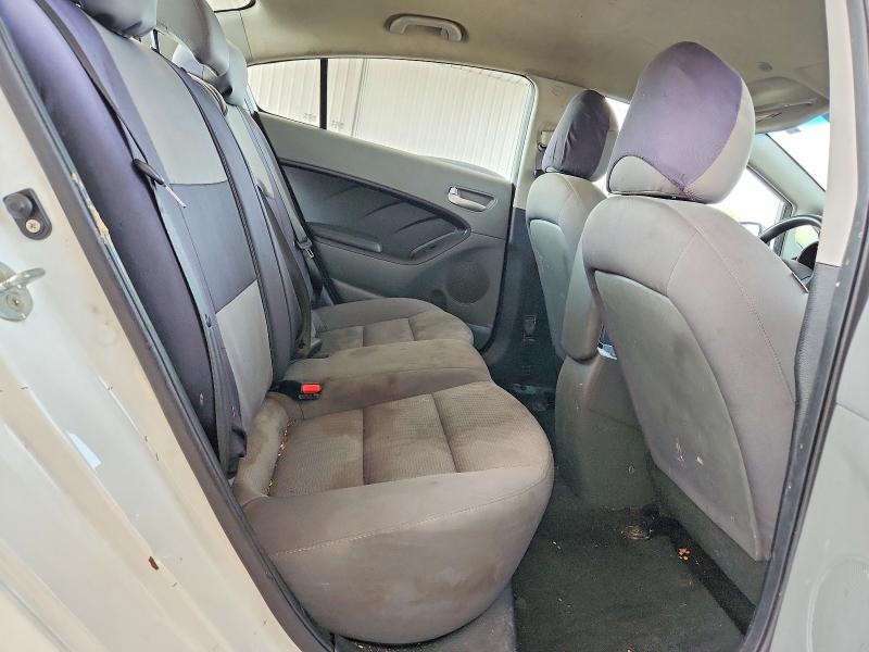 61931706 :رقم المزاد ، 3KPFK4A79HE069764 vin ، 2017 Kia Forte مزاد بيع
