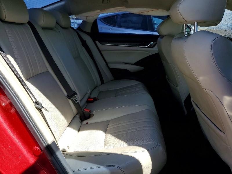 Продаж на аукціоні авто 2018 Honda Accord, vin: 1HGCV1F95JA011101, номер лоту: 62873986