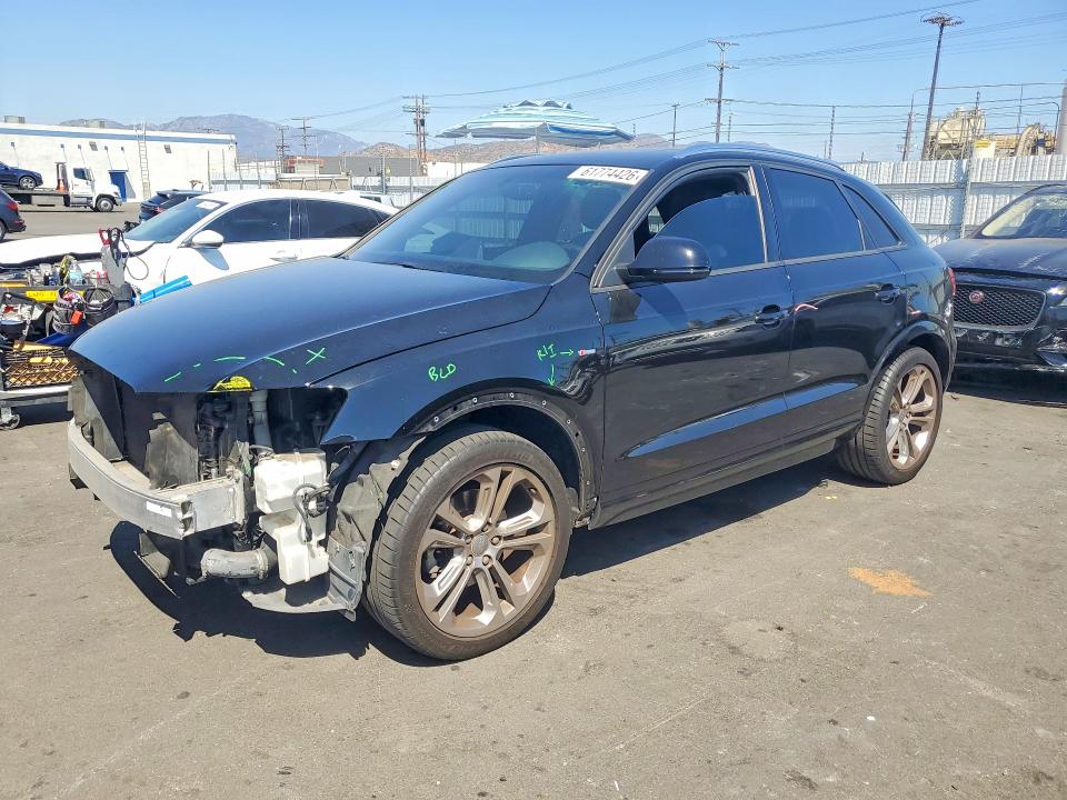2018 Audi Q3 მანქანა იყიდება აუქციონზე, vin: WA1BCCFS6JR014910, აუქციონის ნომერი: 61774426