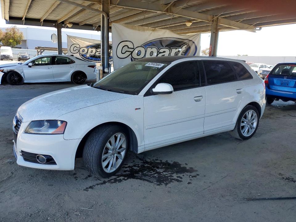 Продаж на аукціоні авто 2012 Audi A3, vin: WAUBEAFM0CA088618, номер лоту: 62650566
