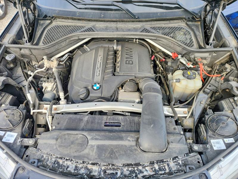 59317726 :رقم المزاد ، 5UXKR0C30H0X82122 vin ، 2017 Bmw X5 مزاد بيع