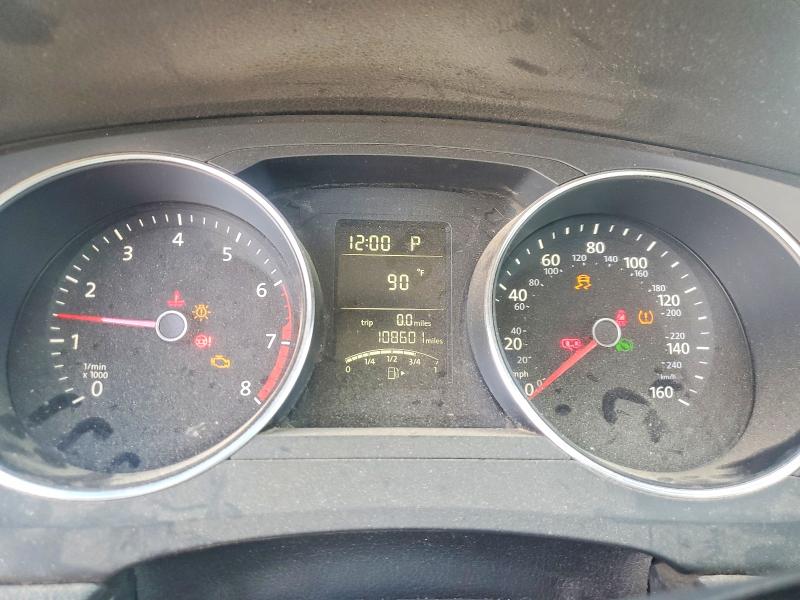60713006 :رقم المزاد ، 3VW2B7AJ2HM332255 vin ، 2017 Volkswagen Jetta مزاد بيع