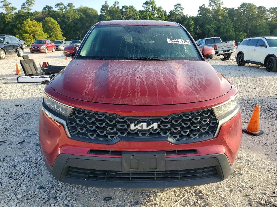 60087176 :رقم المزاد ، 5XYRGDLC0NG077680 vin ، 2022 Kia Sorento مزاد بيع