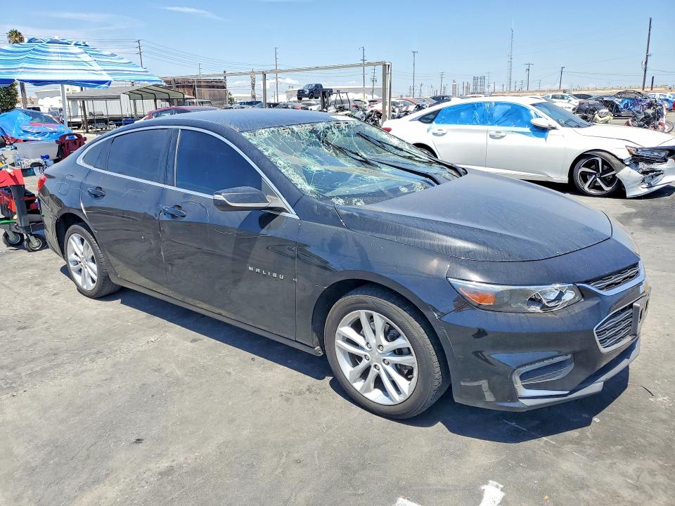 61351016 :رقم المزاد ، 1G1ZD5ST9JF260436 vin ، 2018 Chevrolet Malibu مزاد بيع