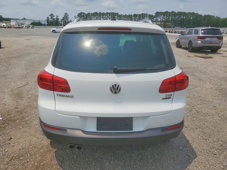 2017 Volkswagen Tiguan მანქანა იყიდება აუქციონზე, vin: WVGSV7AX4HW510810, აუქციონის ნომერი: 62457516