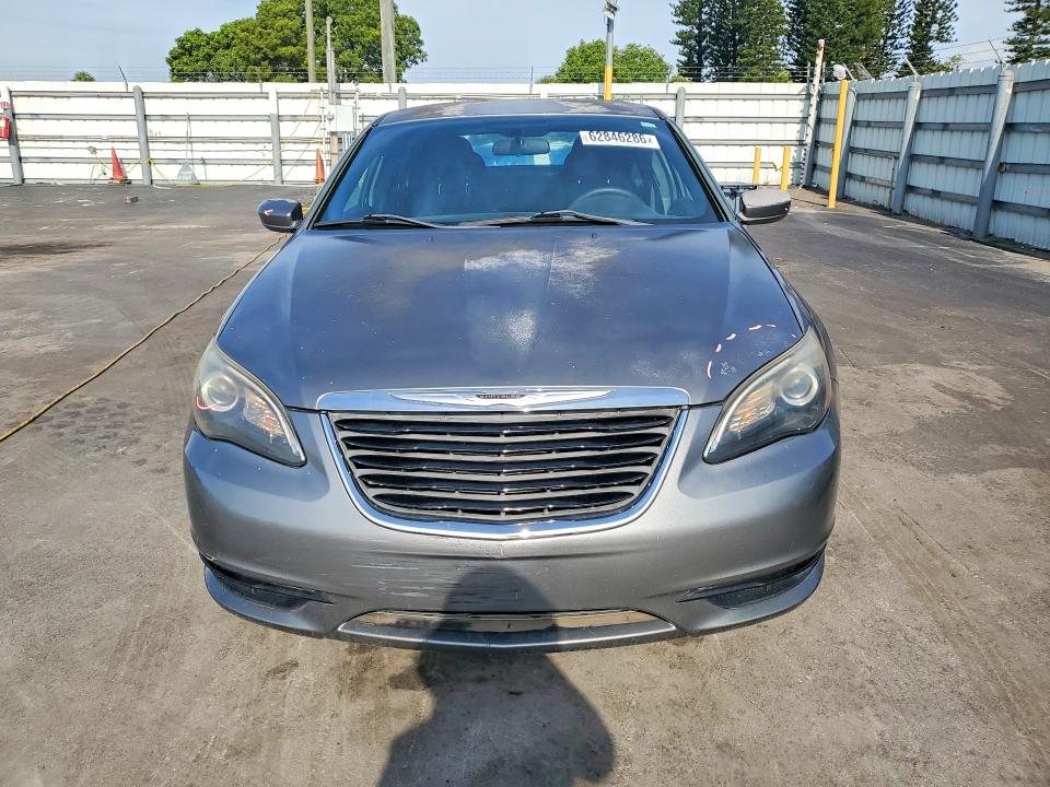 Продажа на аукционе авто 2013 Chrysler 200, vin: 1C3CCBBB0DN629270, номер лота: 62846286