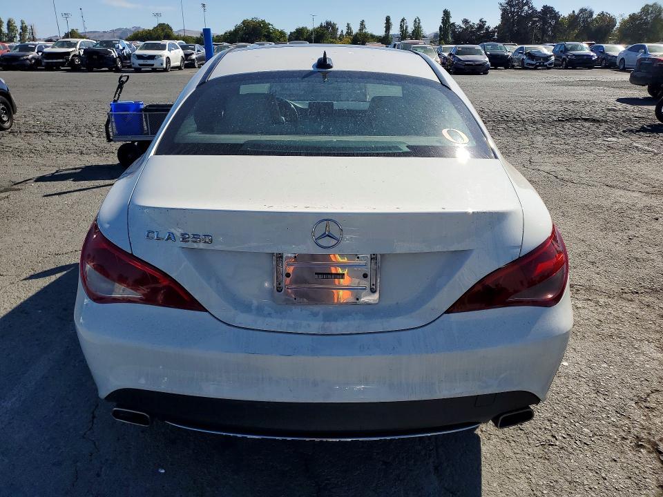 2014 Mercedes-benz Cla მანქანა იყიდება აუქციონზე, vin: WDDSJ4EB2EN036134, აუქციონის ნომერი: 62853946