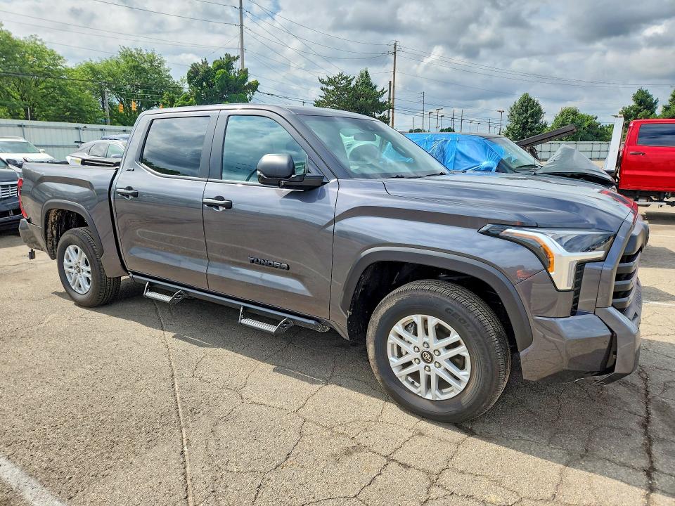 Продажа на аукционе авто 2025 Toyota Tundra, vin: 5TFLA5DBXSX329625, номер лота: 59821926