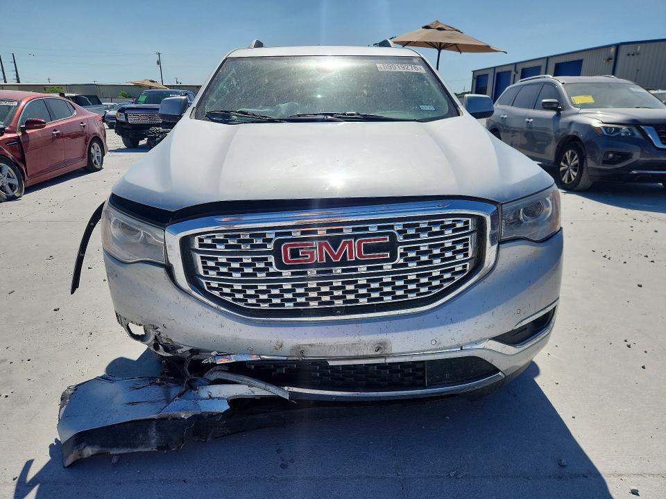 59919276 :رقم المزاد ، 1GKKNPLS6KZ147068 vin ، 2019 Gmc Acadia مزاد بيع