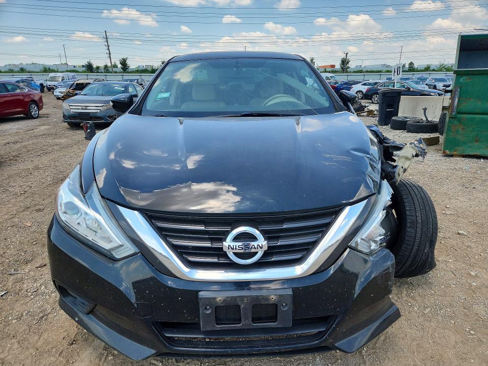 Продажа на аукционе авто 2017 Nissan Altima, vin: 1N4AL3AP3HC129097, номер лота: 59733846