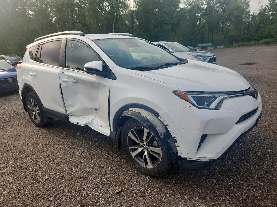 2018 Toyota Rav4 მანქანა იყიდება აუქციონზე, vin: 2T3BFREV9JW818596, აუქციონის ნომერი: 62711916