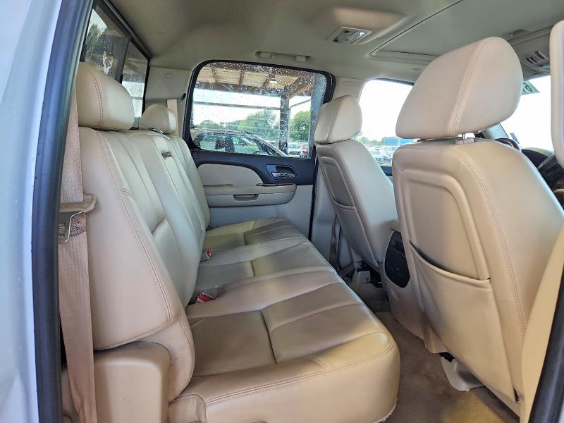 Продаж на аукціоні авто 2008 Chevrolet Silverado, vin: 2GCEK133281324837, номер лоту: 61940836