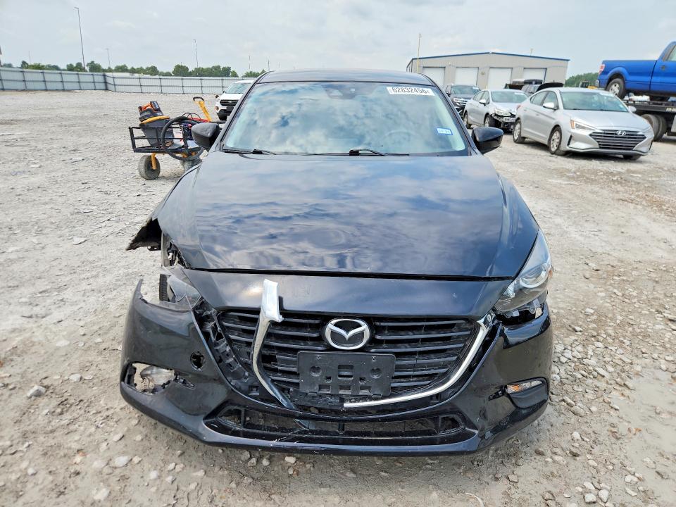 Продаж на аукціоні авто 2018 Mazda 3, vin: 3MZBN1L30JM267091, номер лоту: 62832456