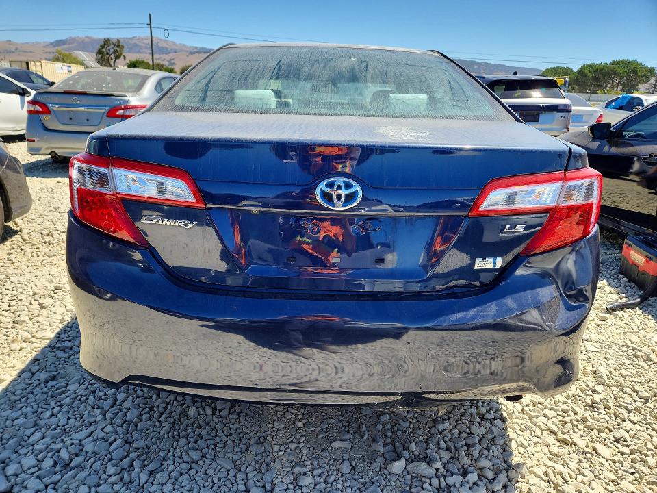 63231016 :رقم المزاد ، 4T1BD1FK1EU129209 vin ، 2014 Toyota Camry Hybrid مزاد بيع